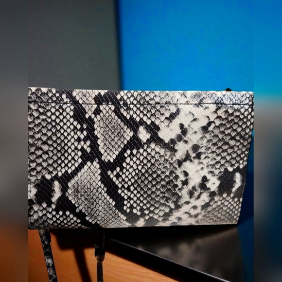 Aldo Snake Print Crossbody - Picture 2 of 3
